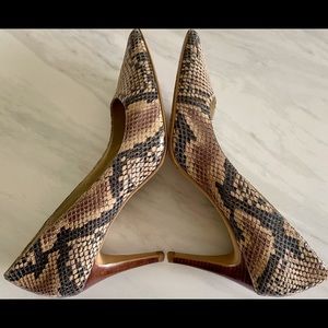 MODA SPANA Snakeskin Python Leather Pumps 6M
